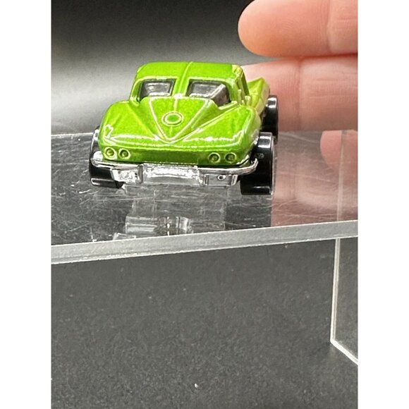 Hot Wheels Toys 979 Mattel Hot Wheels 63 Corvette Stingray Metallic